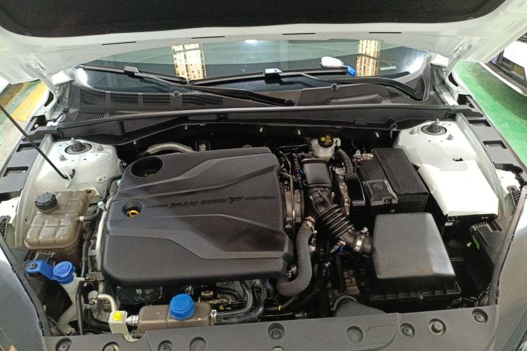 Used CHANGAN Eado 2024 1.5T GDI Automatic Prestige Edition Engine Bay
