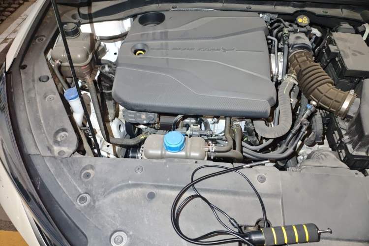 Used CHANGAN Eado 2024 PLUS Blue Whale NE 1.4T GDI DCT High-Energy Edition Engine Bay Right
