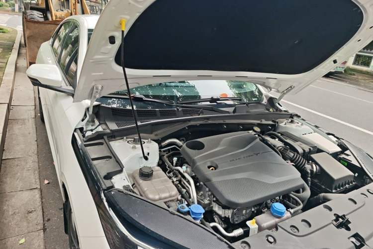 Used CHANGAN Eado 2024 1.5T GDI Automatic Flagship Edition Engine Bay Right