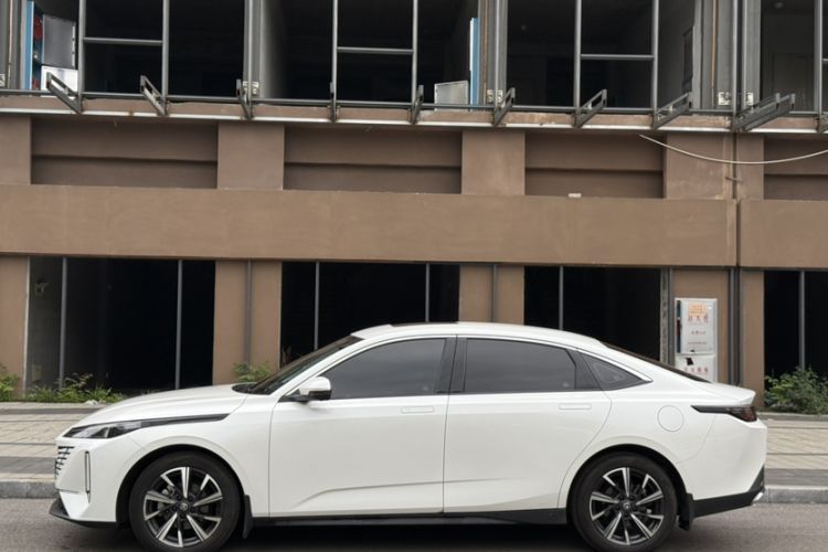 Used CHANGAN Eado 2024 1.5T GDI Automatic Prestige Edition Exterior 1