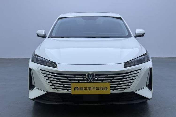 Used CHANGAN Eado 2024 1.5T GDI Automatic Prestige Edition Exterior 1