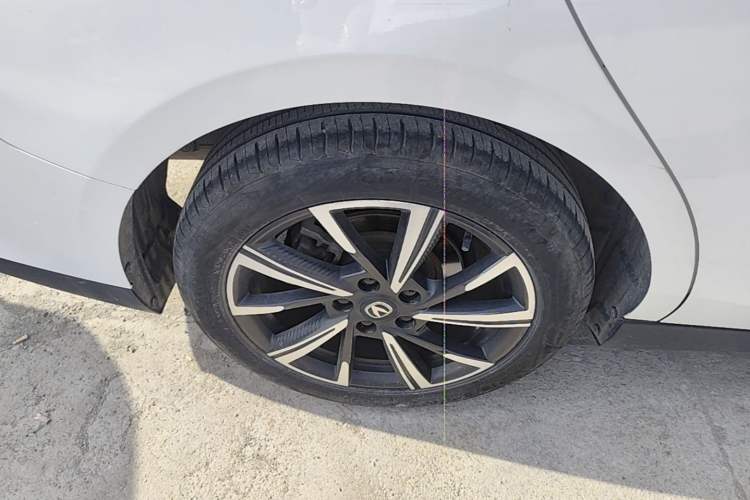 Used CHANGAN Eado 2024 1.5T GDI Automatic Prestige Edition Exterior 2