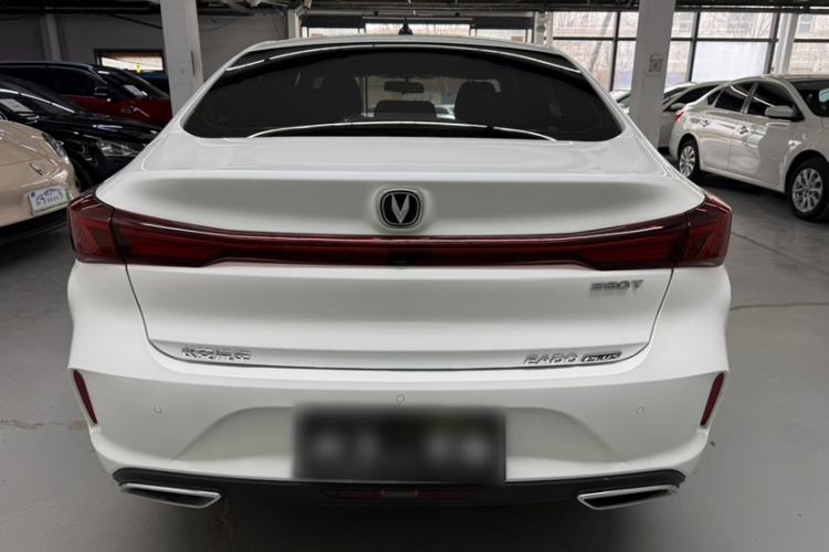 Used CHANGAN Eado 2024 PLUS Blue Whale NE 1.4T GDI DCT High-Energy Edition Exterior 3