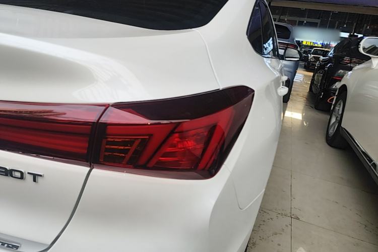 Used CHANGAN Eado 2024 PLUS Blue Whale NE 1.4T GDI DCT High-Energy Edition Exterior 3