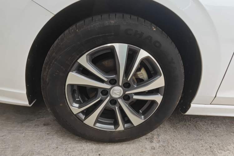 Used CHANGAN Eado 2024 PLUS Blue Whale NE 1.4T GDI DCT High-Energy Edition Exterior 4