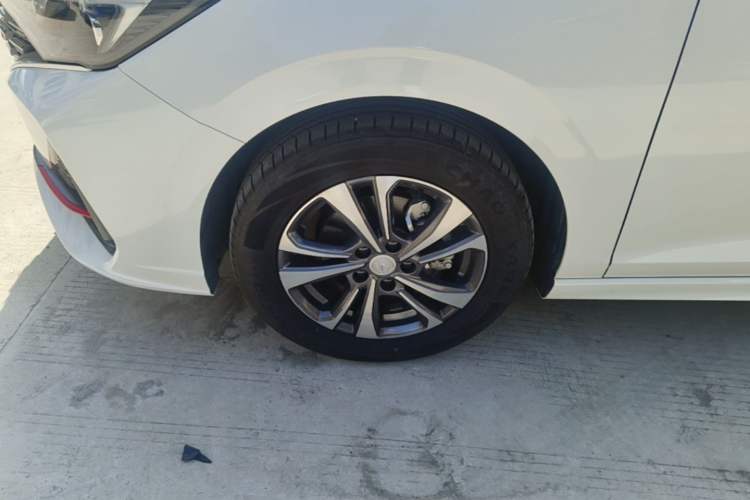 Used CHANGAN Eado 2024 PLUS Blue Whale NE 1.4T GDI DCT High-Energy Edition Exterior 4