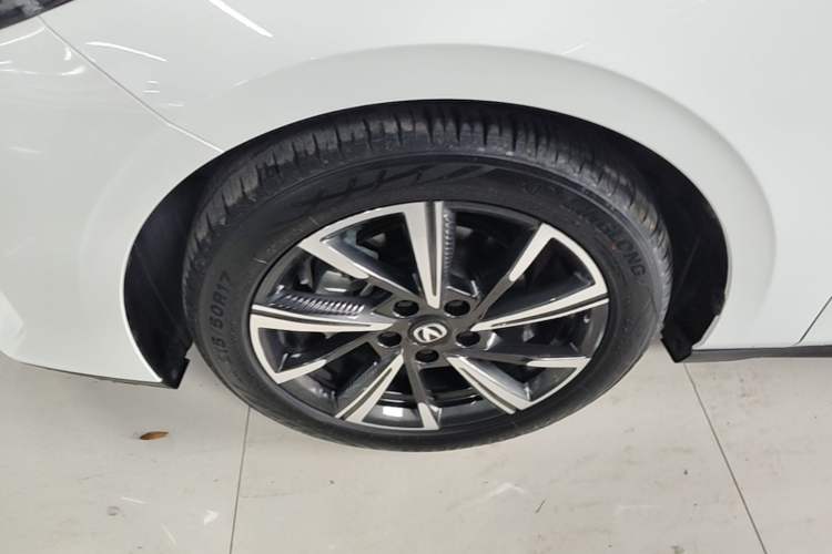 Used CHANGAN Eado 2024 1.5T GDI Automatic Flagship Edition Exterior 4