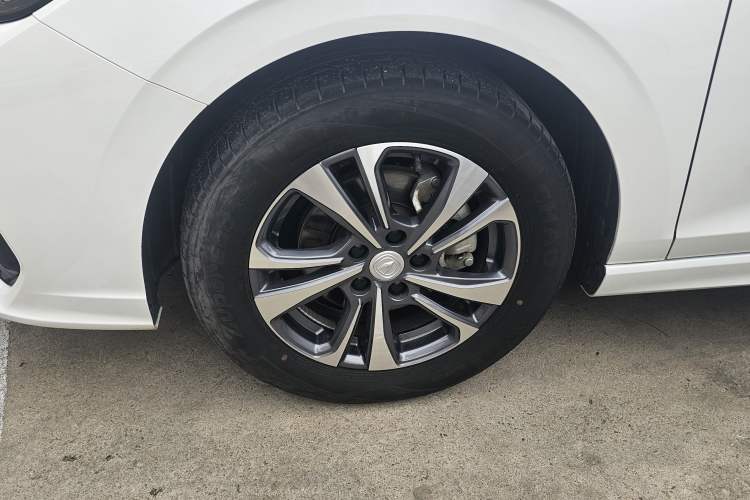 Used CHANGAN Eado 2024 PLUS Blue Whale NE 1.4T GDI DCT High-Energy Edition Exterior 4