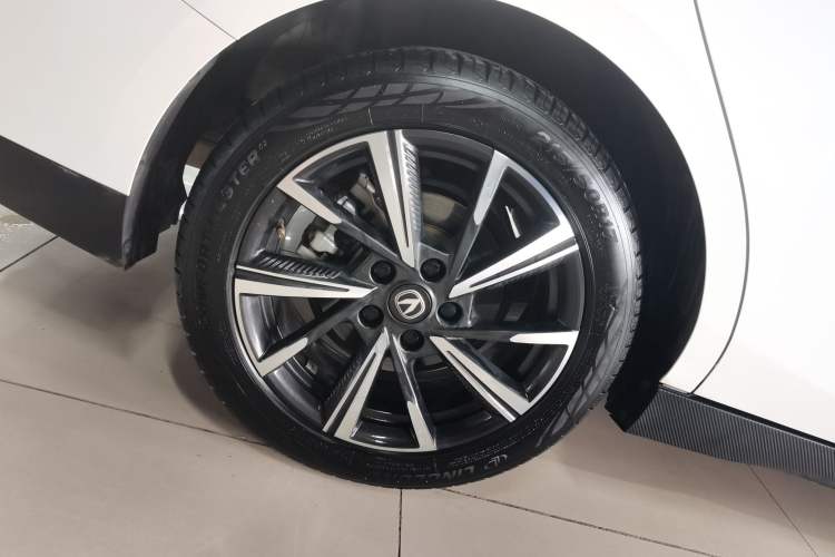 Used CHANGAN Eado 2024 1.5T GDI Automatic Flagship Edition Exterior 5