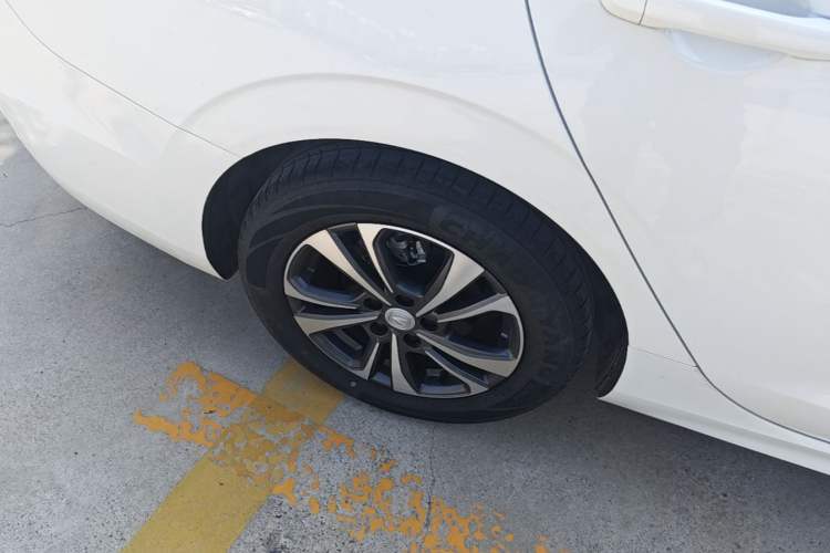 Used CHANGAN Eado 2024 PLUS Blue Whale NE 1.4T GDI DCT High-Energy Edition Exterior 5