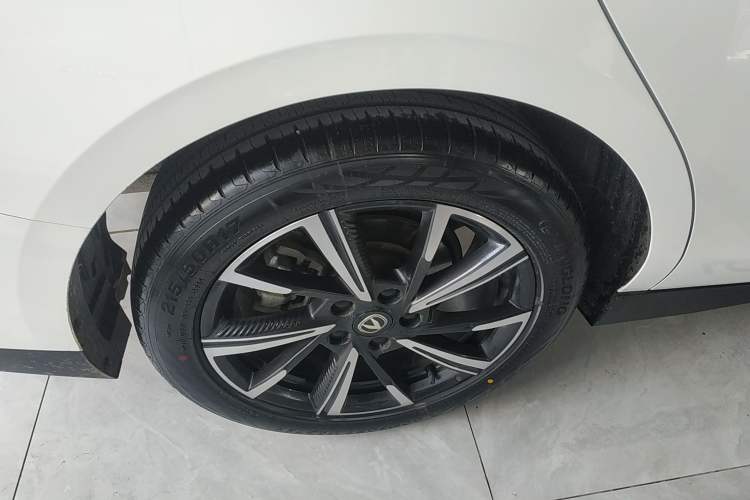 Used CHANGAN Eado 2024 1.5T GDI Automatic Prestige Edition Exterior 5