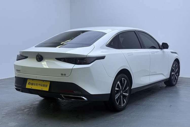Used CHANGAN Eado 2024 1.5T GDI Automatic Prestige Edition Exterior 7