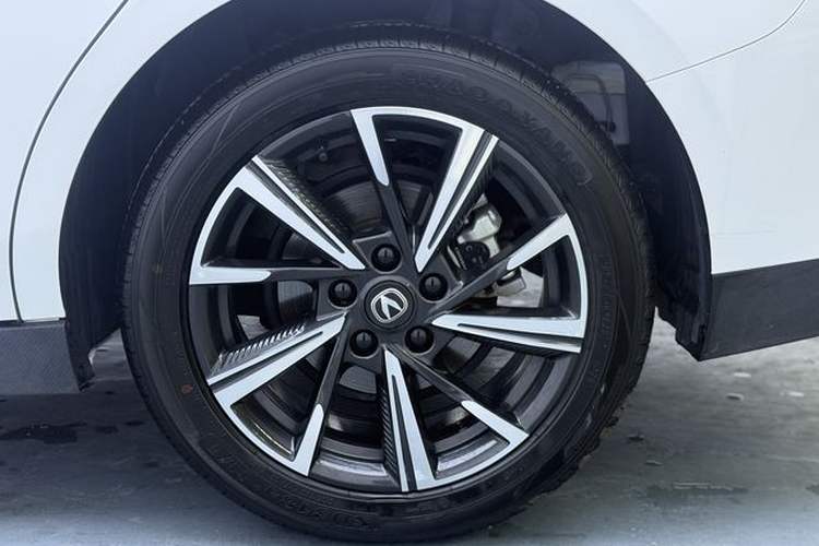 Used CHANGAN Eado 2024 1.5T GDI Automatic Prestige Edition Exterior 9
