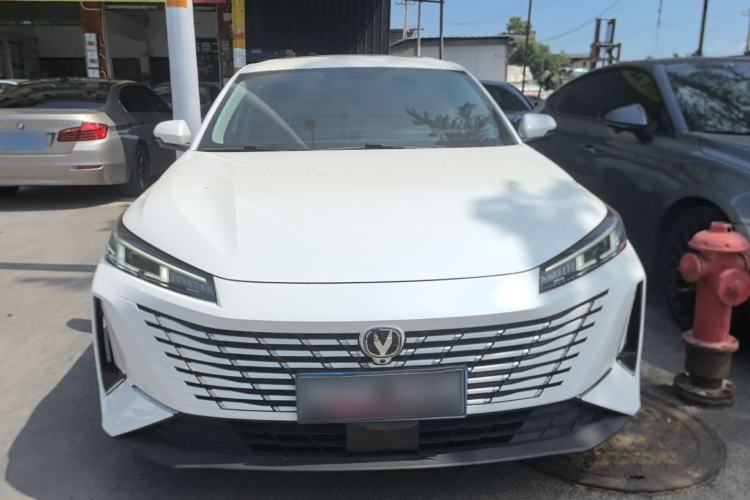 Used CHANGAN Eado 2024 1.5T GDI Automatic Enjoyment Edition Front
