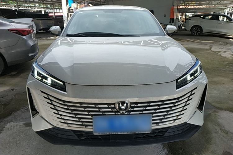Used CHANGAN Eado 2024 1.5T GDI Automatic Prestige Edition Front
