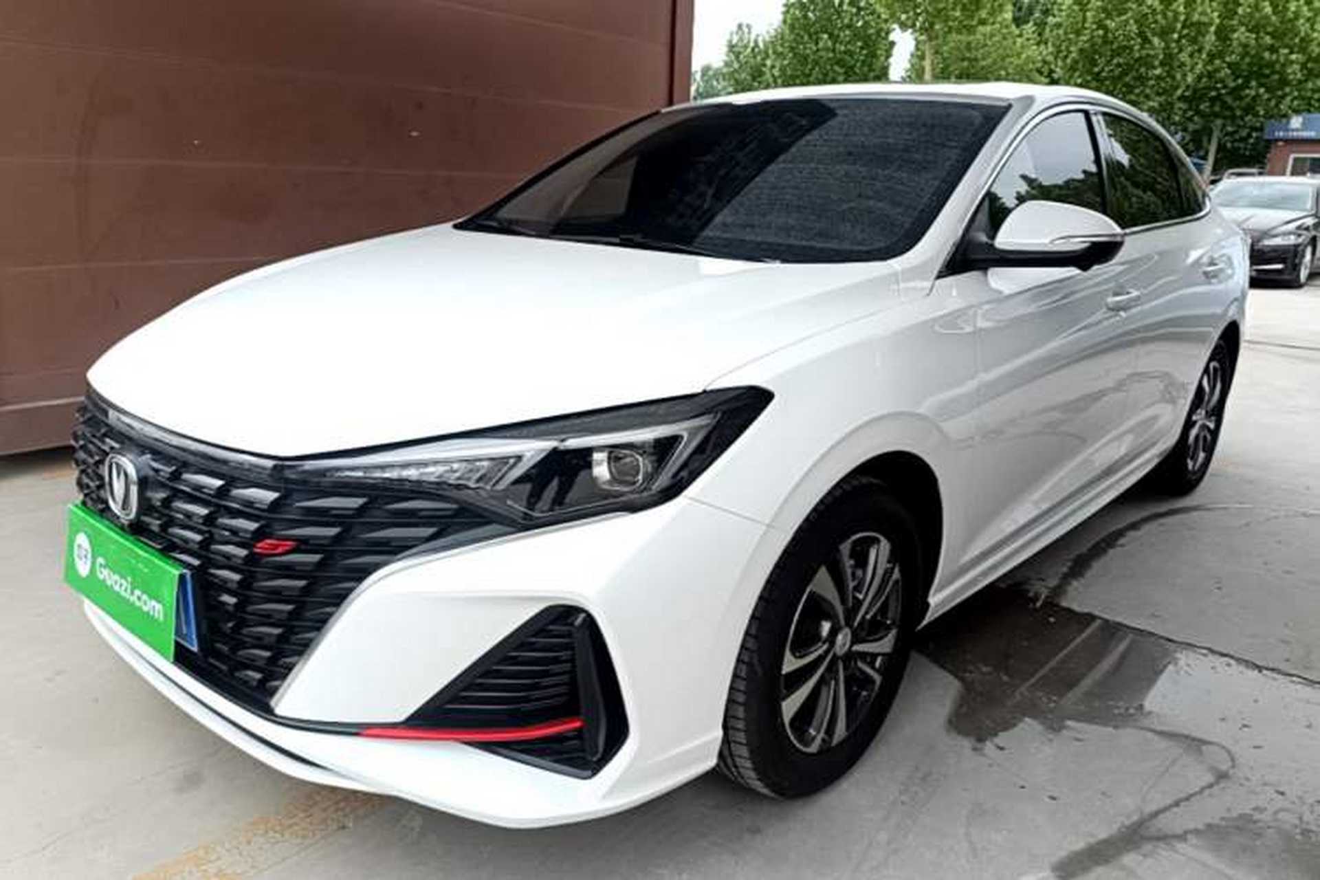 Used CHANGAN Eado 2024 PLUS Blue Whale NE 1.4T GDI DCT High-Energy Edition Front Left 45 Deg