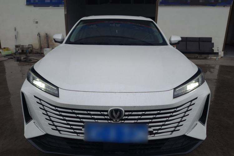 Used CHANGAN Eado 2024 1.5T GDI Automatic Flagship Edition Front
