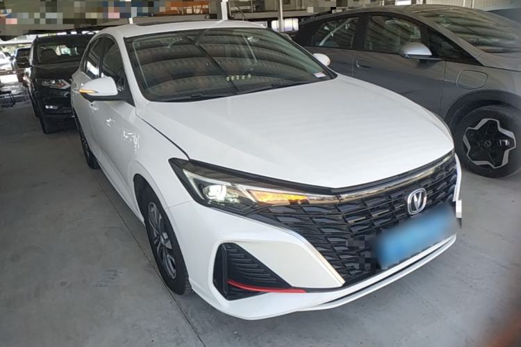 Used CHANGAN Eado 2024 PLUS Blue Whale NE 1.4T GDI DCT High-Energy Edition Front Right 45 Deg