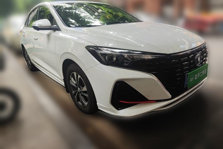 Used CHANGAN Eado 2024 PLUS Blue Whale NE 1.4T GDI DCT High-Energy Edition Front Right 45 Deg
