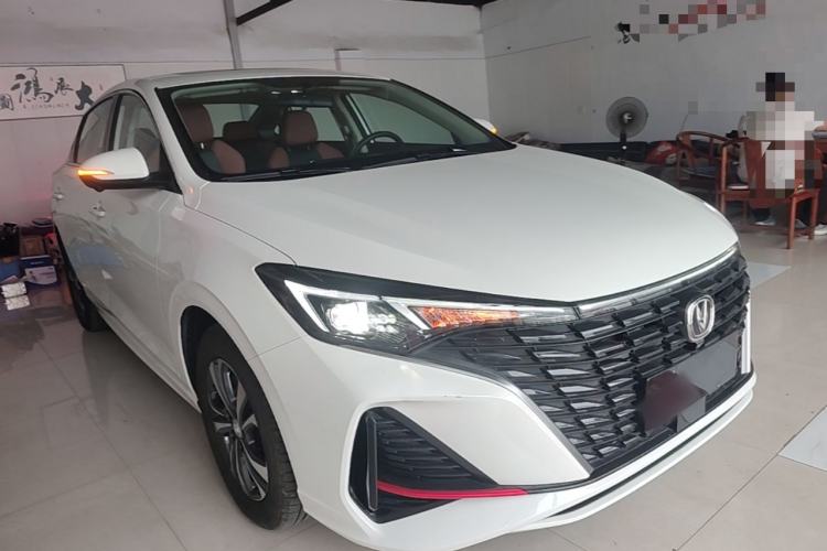 Used CHANGAN Eado 2024 PLUS Blue Whale NE 1.4T GDI DCT High-Energy Edition Front Right 45 Deg