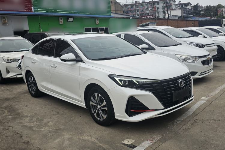 Used CHANGAN Eado 2024 PLUS Blue Whale NE 1.4T GDI DCT High-Energy Edition Front Right 45 Deg
