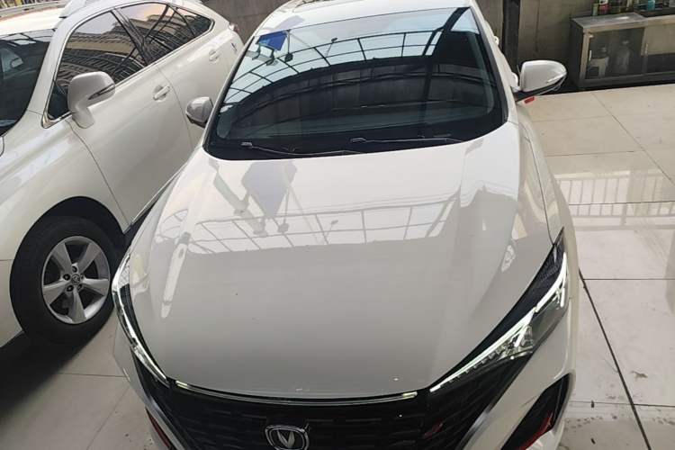 Used CHANGAN Eado 2024 PLUS Blue Whale NE 1.4T GDI DCT High-Energy Edition Front