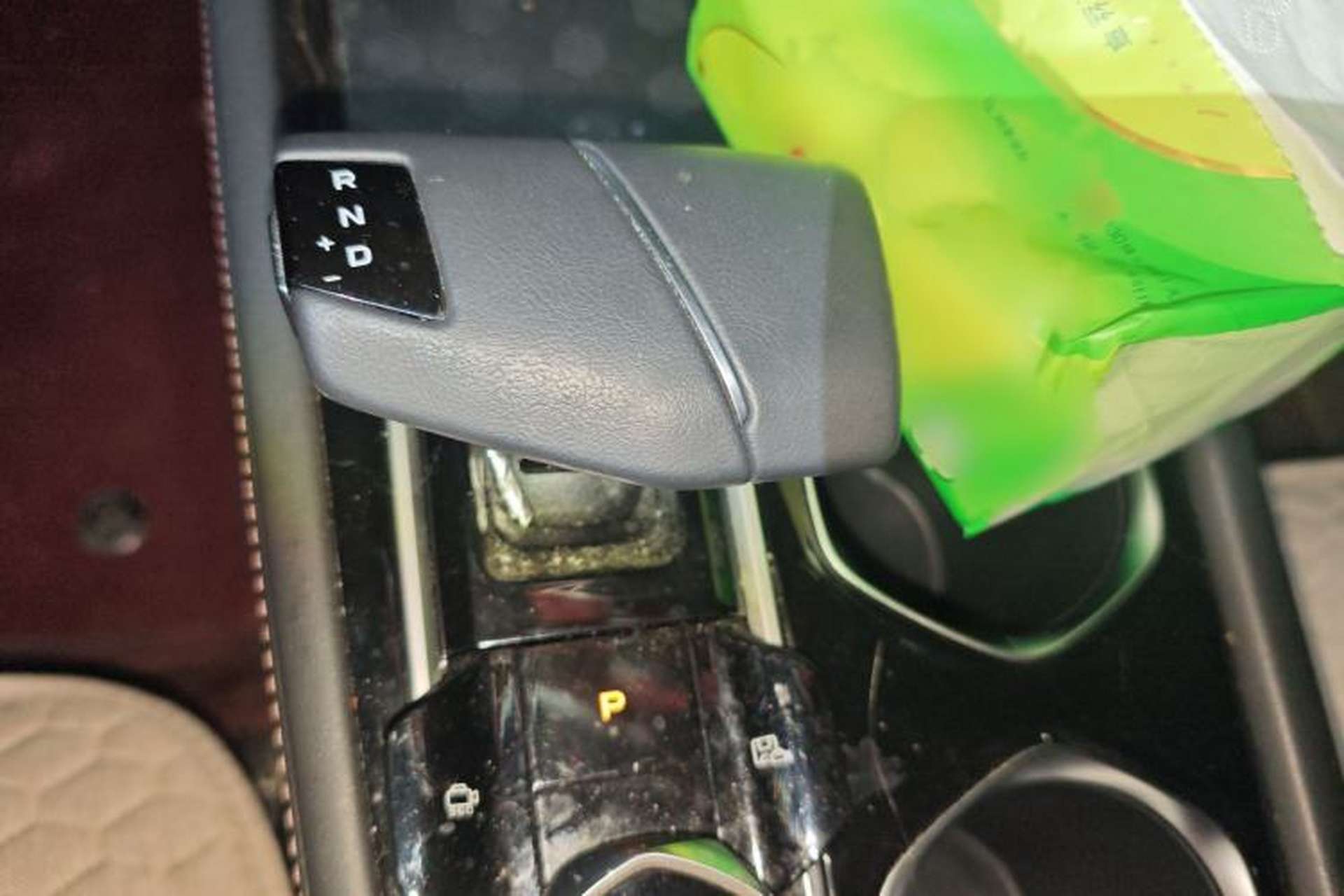 Used CHANGAN Eado 2024 PLUS Blue Whale NE 1.4T GDI DCT High-Energy Edition Gear Lever