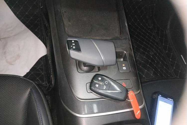 Used CHANGAN Eado 2024 1.5T GDI Automatic Prestige Edition Gear Lever
