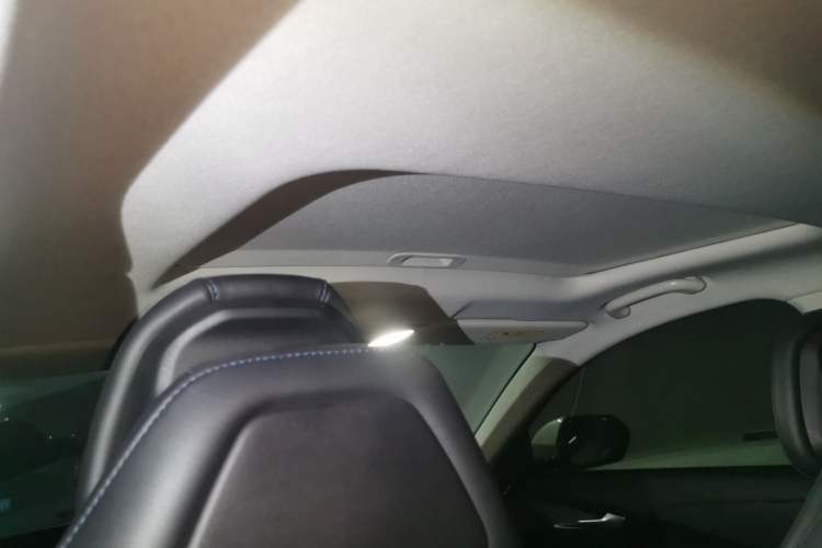 Used CHANGAN Eado 2024 1.5T GDI Automatic Prestige Edition Headliner