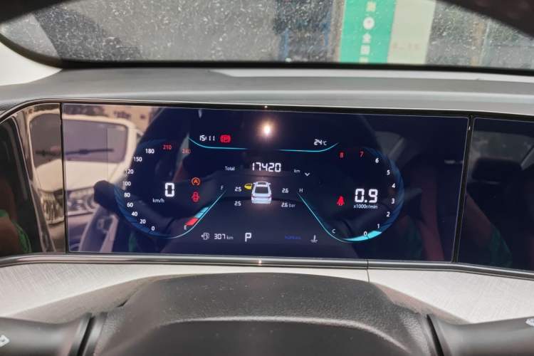 Used CHANGAN Eado 2024 PLUS Blue Whale NE 1.4T GDI DCT High-Energy Edition Instrument Cluster