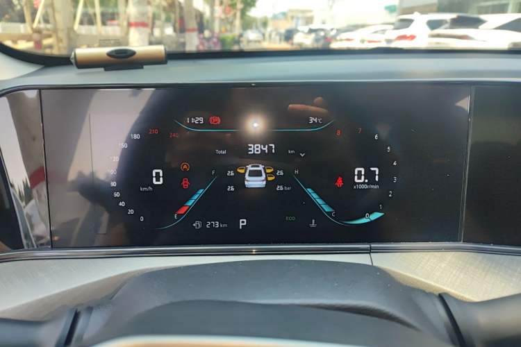 Used CHANGAN Eado 2024 PLUS Blue Whale NE 1.4T GDI DCT High-Energy Edition Instrument Cluster