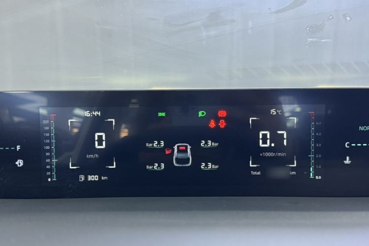 Used CHANGAN Eado 2024 1.5T GDI Automatic Prestige Edition Instrument Cluster