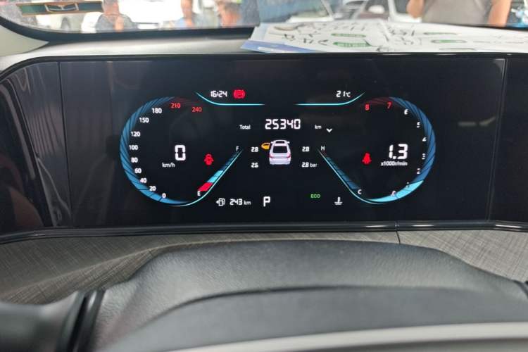 Used CHANGAN Eado 2024 PLUS Blue Whale NE 1.4T GDI DCT High-Energy Edition Instrument Cluster