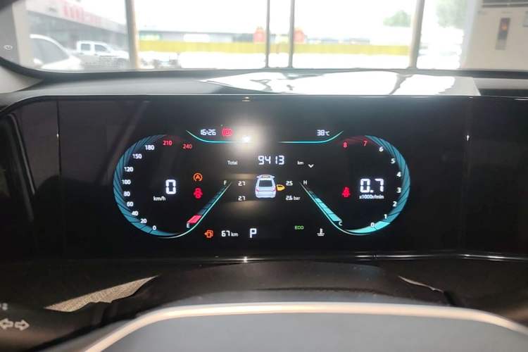Used CHANGAN Eado 2024 PLUS Blue Whale NE 1.4T GDI DCT High-Energy Edition Instrument Cluster