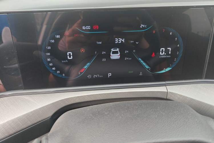 Used CHANGAN Eado 2024 PLUS Blue Whale NE 1.4T GDI DCT High-Energy Edition Instrument Cluster