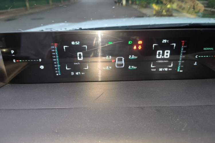 Used CHANGAN Eado 2024 1.5T GDI Automatic Prestige Edition Instrument Cluster