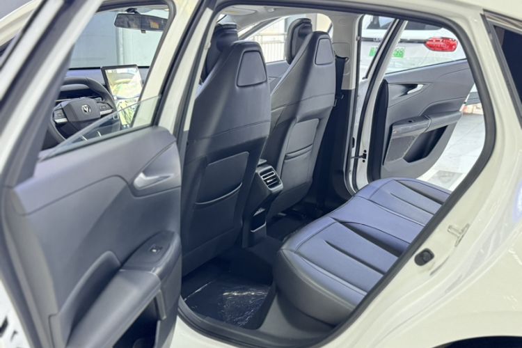 Used CHANGAN Eado 2024 1.5T GDI Automatic Prestige Edition Interior 1