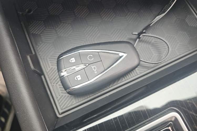 Used CHANGAN Eado 2024 PLUS Blue Whale NE 1.4T GDI DCT High-Energy Edition Interior 1