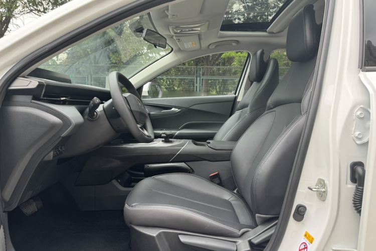 Used CHANGAN Eado 2024 1.5T GDI Automatic Prestige Edition Interior 12