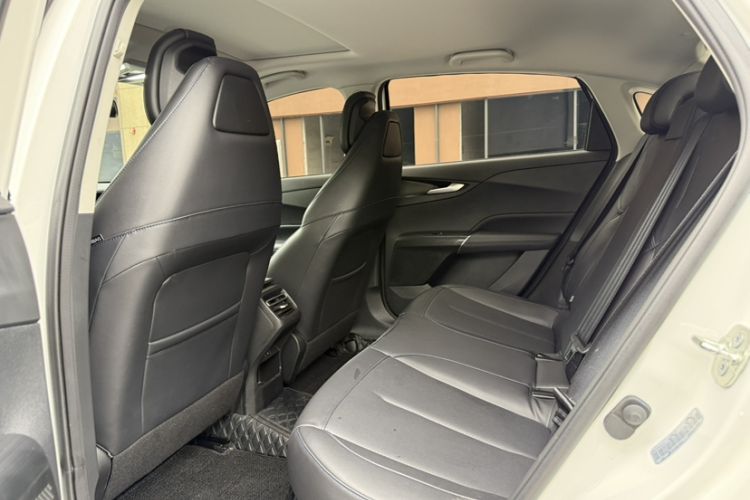Used CHANGAN Eado 2024 1.5T GDI Automatic Prestige Edition Interior 2