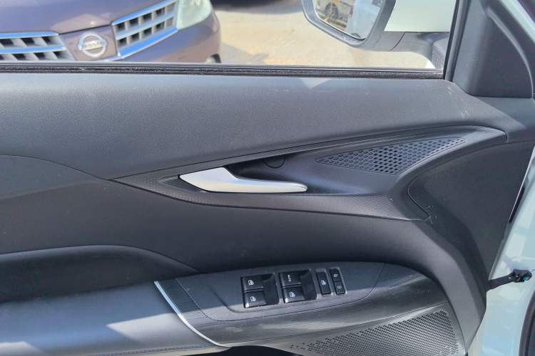 Used CHANGAN Eado 2024 1.5T GDI Automatic Prestige Edition Interior 2