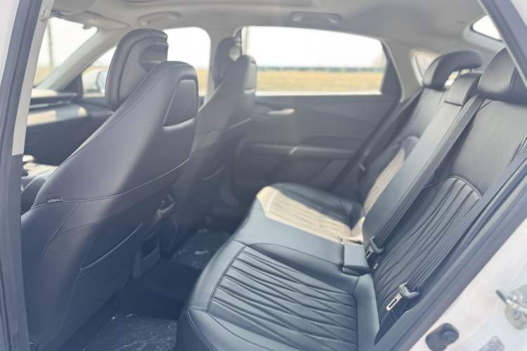 Used CHANGAN Eado 2024 1.5T GDI Automatic Flagship Edition Interior 3
