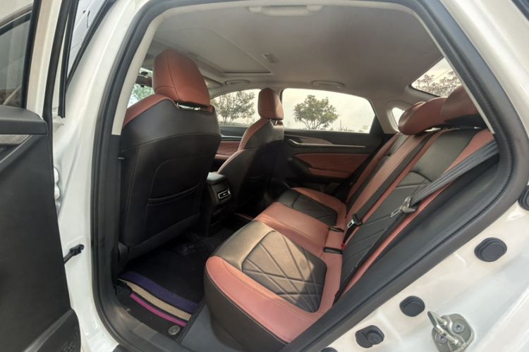 Used CHANGAN Eado 2024 PLUS Blue Whale NE 1.4T GDI DCT High-Energy Edition Interior 3