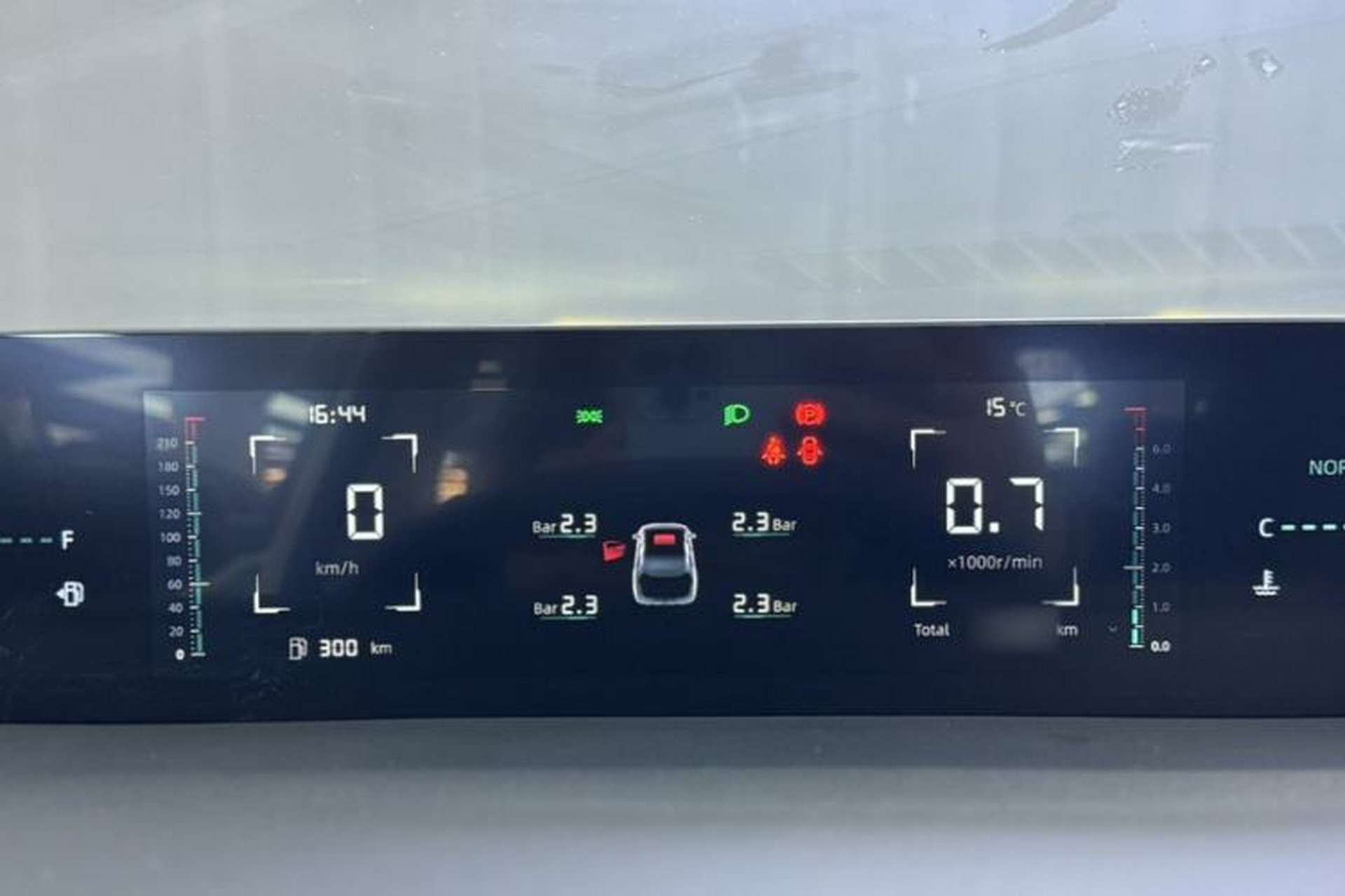 Used CHANGAN Eado 2024 1.5T GDI Automatic Prestige Edition Interior 4