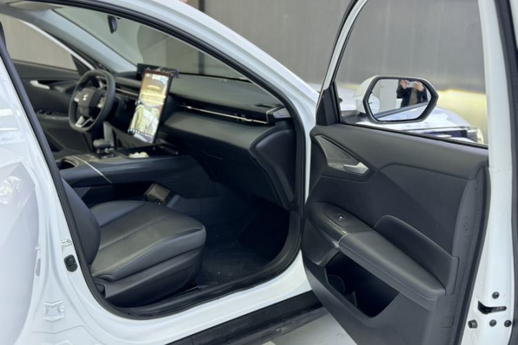 Used CHANGAN Eado 2024 1.5T GDI Automatic Prestige Edition Interior 5