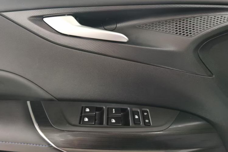 Used CHANGAN Eado 2024 1.5T GDI Automatic Prestige Edition Interior 6