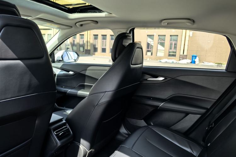 Used CHANGAN Eado 2024 1.5T GDI Automatic Prestige Edition Interior 6