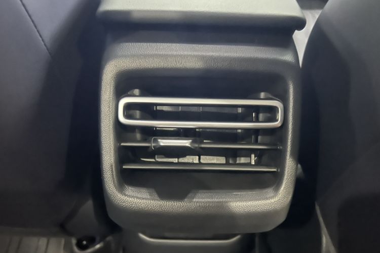 Used CHANGAN Eado 2024 1.5T GDI Automatic Flagship Edition Interior 8