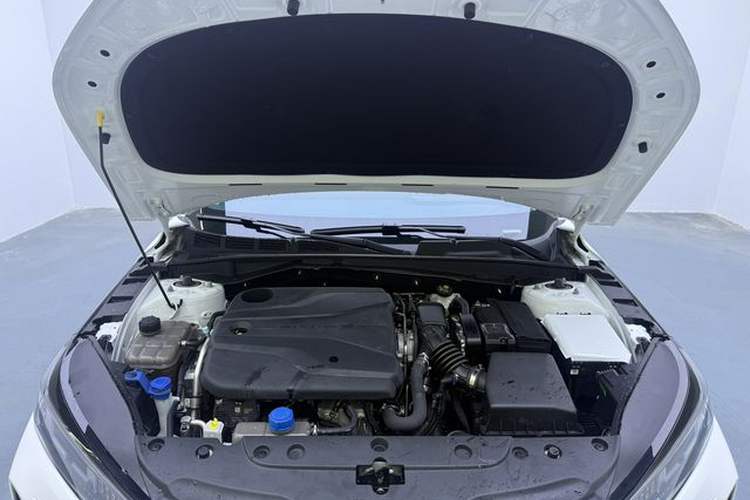 Used CHANGAN Eado 2024 1.5T GDI Automatic Prestige Edition Interior 8