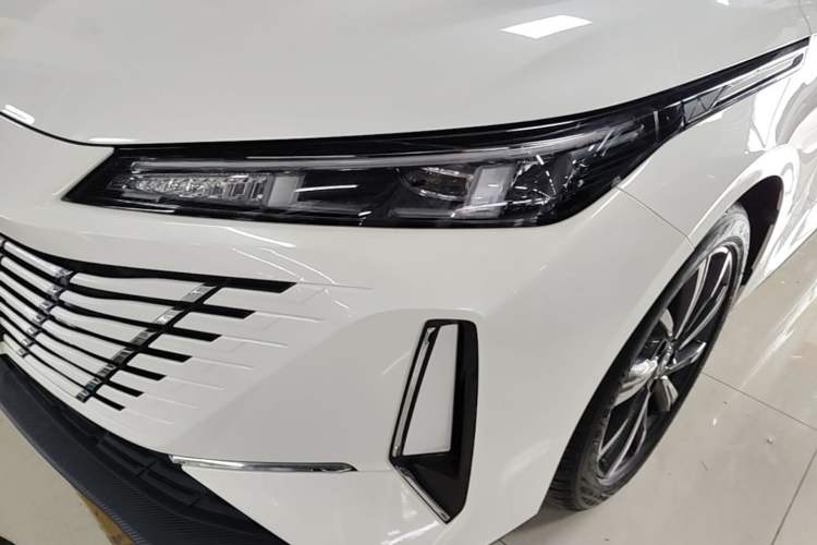 Used CHANGAN Eado 2024 1.5T GDI Automatic Flagship Edition Left Front Headlight